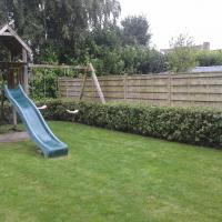 Tuinaanleg  met speeltuin te Brugge